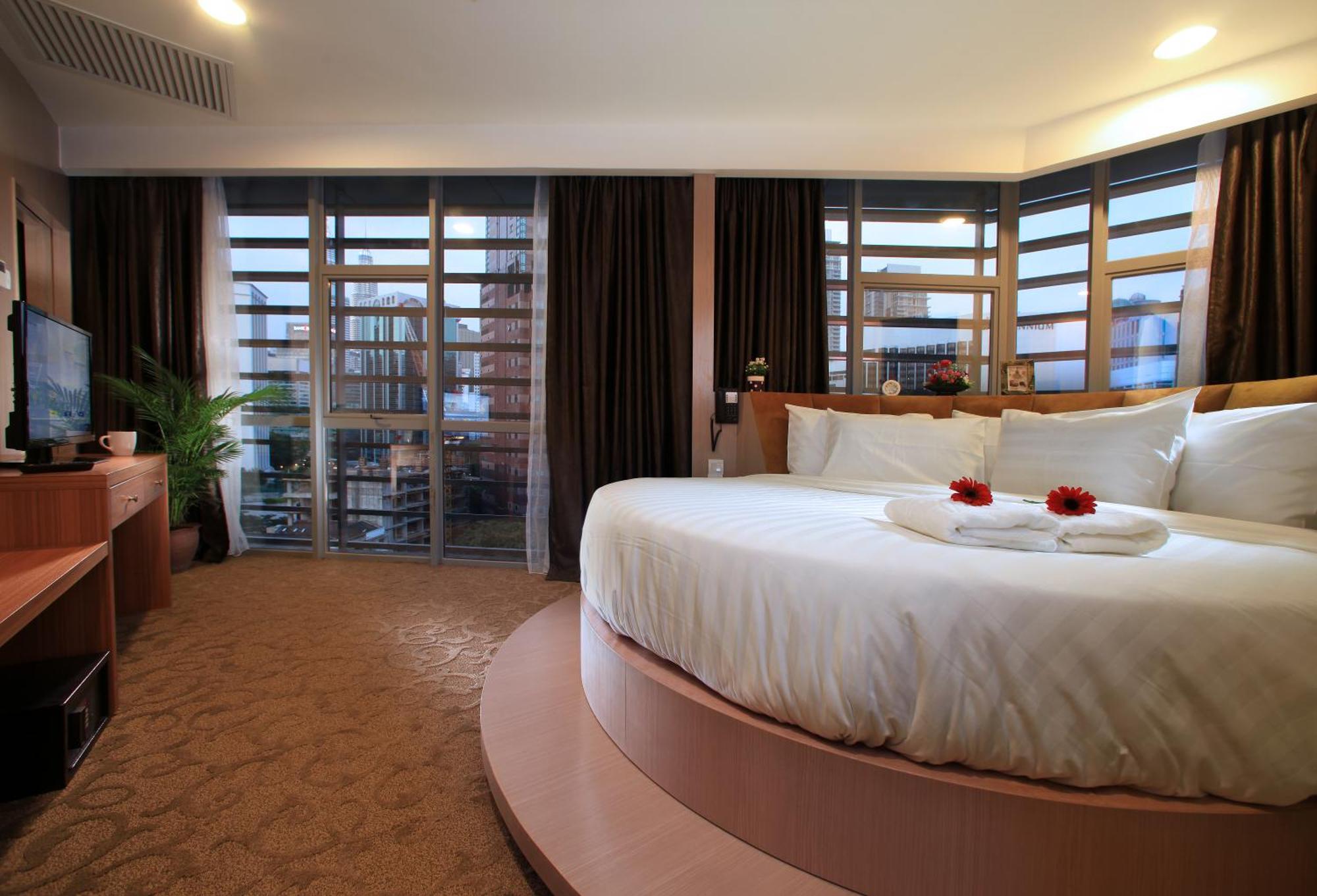 Izumi Bukit Bintang Hotel 3*